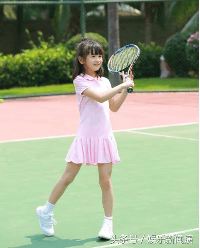 那个曾经风一样的女子，如今真的成为星二代一股悠然的清风