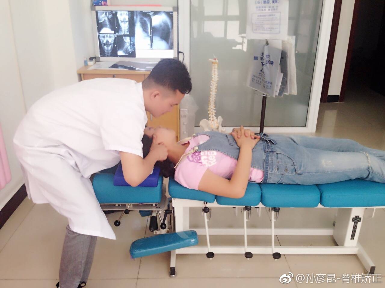 重庆治疗颈椎病最好的医院,治疗颈椎病的锻炼方法视频