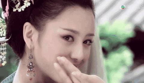 丫丫黄色短发,丫丫超好看短发