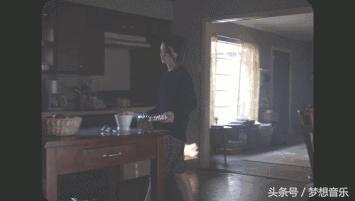 他花最少的钱，拍出今年最高级的鬼片