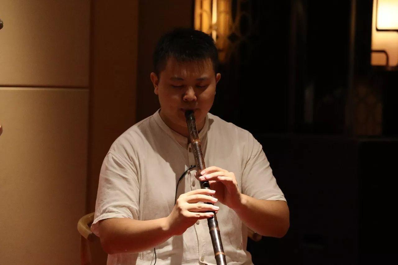 箫园秋分箫友雅集聚于杭州“雪庐”交流箫艺术