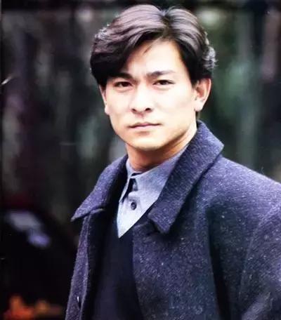 李健神仙颜值,李健哪个星座的