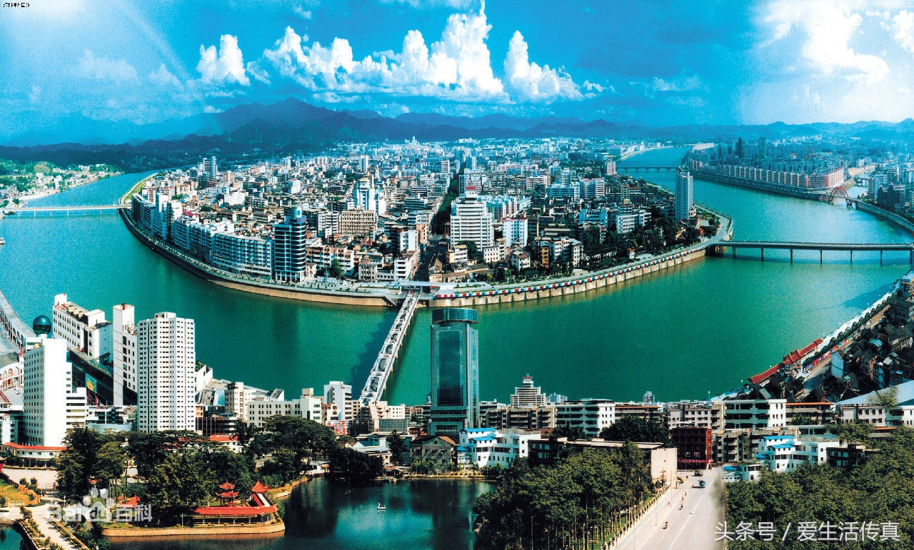 有华侨之乡足球之乡的梅江区被誉为历史文化街“客家之都”