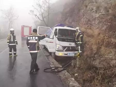 刹车失灵怎么办莫慌,刹车突然失灵怎么办记住这4招