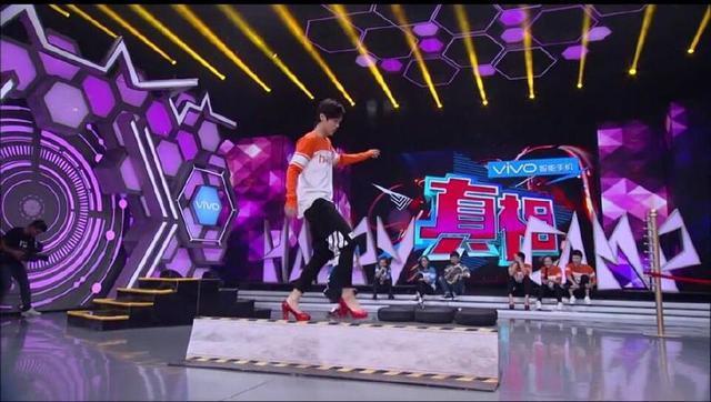 男明星穿上高跟鞋，邓超辣眼睛，鹿晗融为一体，张杰迷之可爱