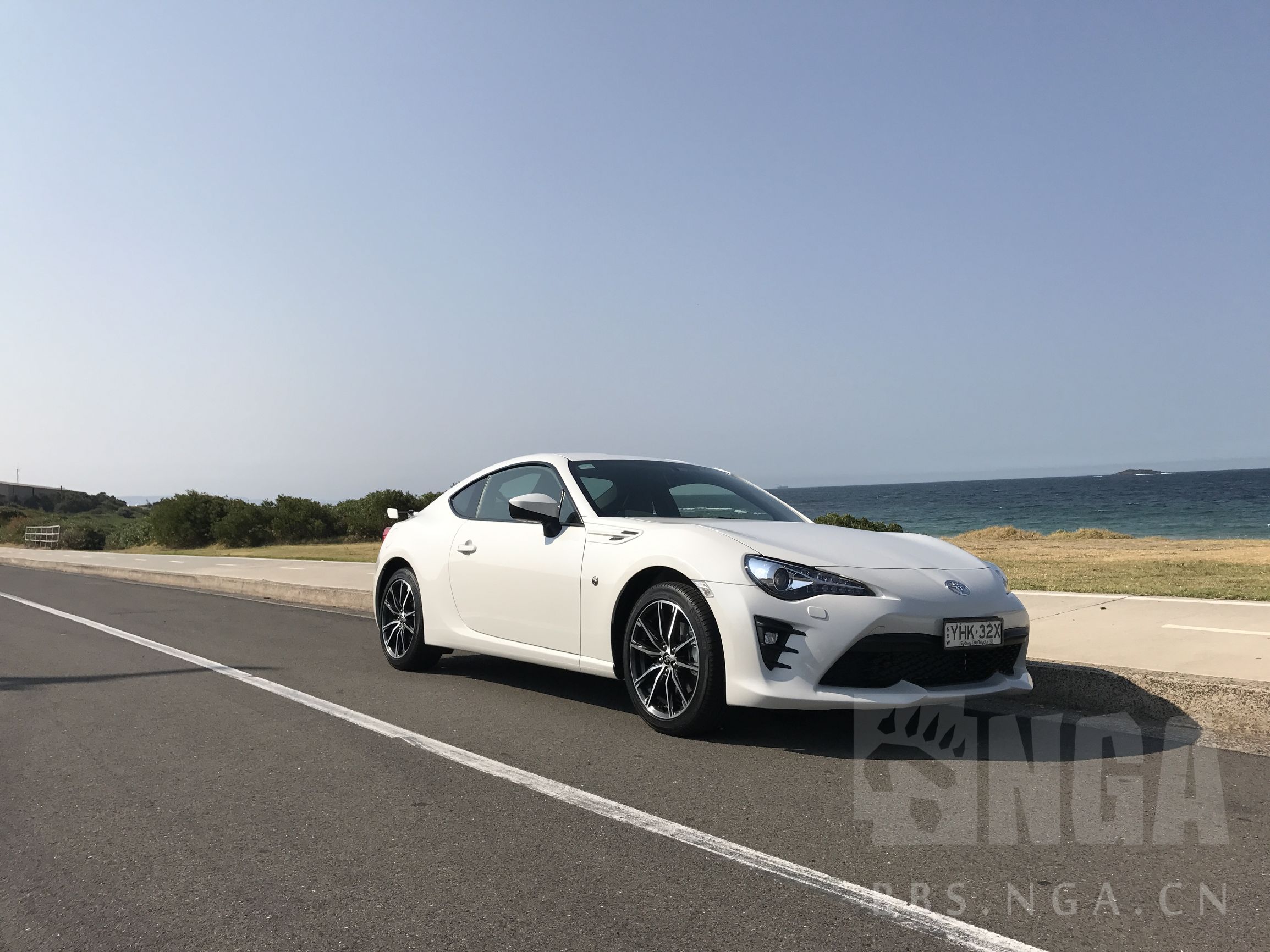 20万落地的丰田越野车,2017丰田gt86