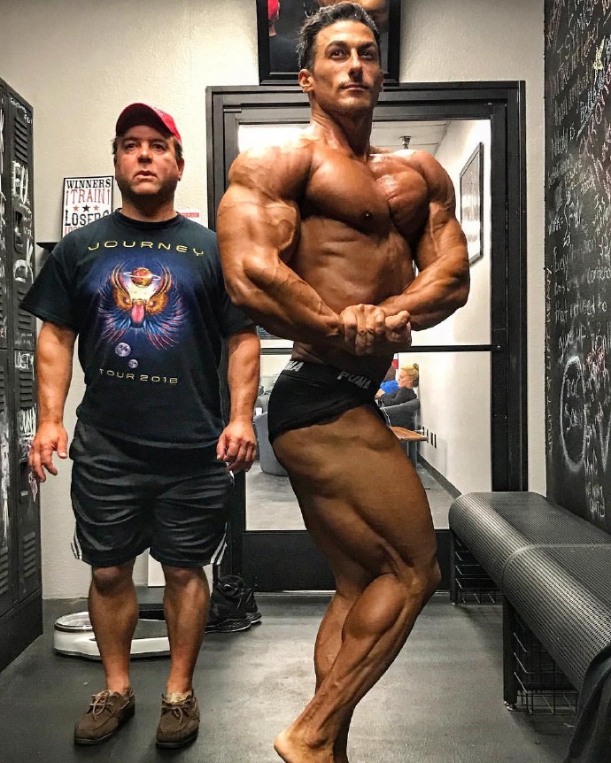 健身不要只练一个部位,健身不要偷懒快去训练