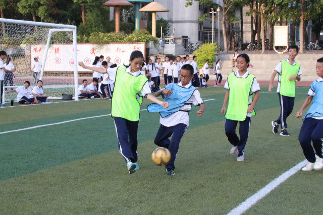 厦门足球学校有哪些,厦门足球青训学校