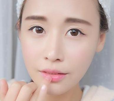 教你从眉毛看女人性格,女人的眉毛很重要