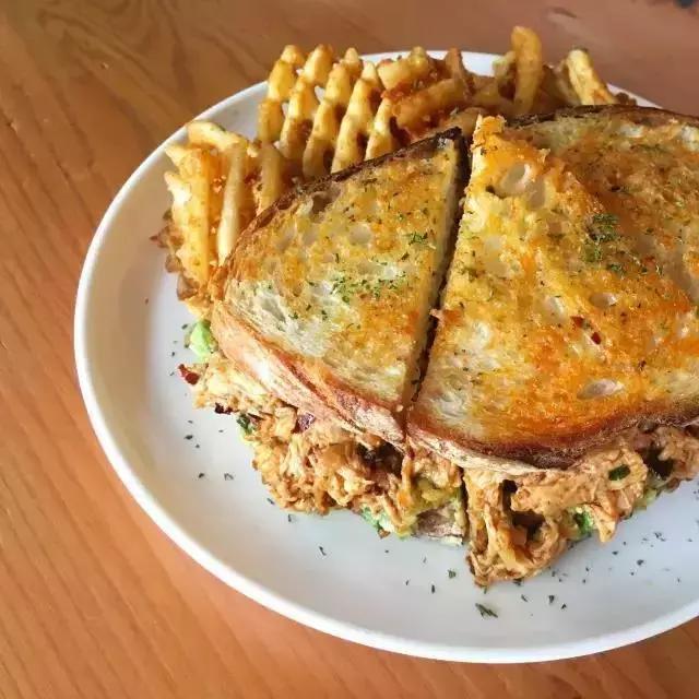 粉红汉堡上海店,粉红汉堡店