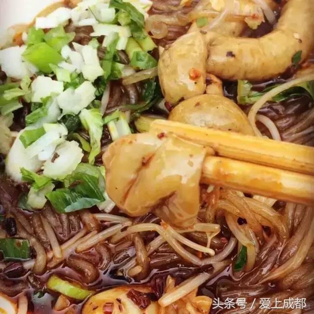 在宜宾,如果我们吃过这100样东西就结婚吧!