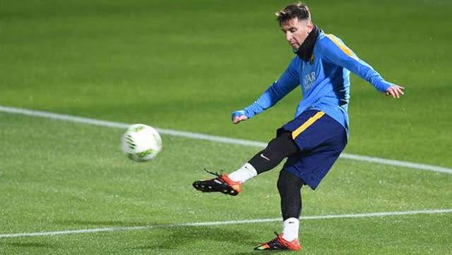 梅西赛前热身可爱版,梅西大巴黎赛前热身