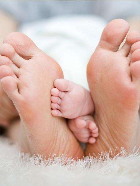 有谁知道治脚气的偏方,脚气有没有药可治