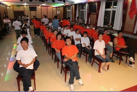 适合幼师团队游戏,幼师团队培训游戏