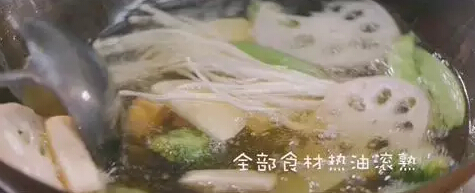 新派川式麻辣香锅,最上瘾的小吃