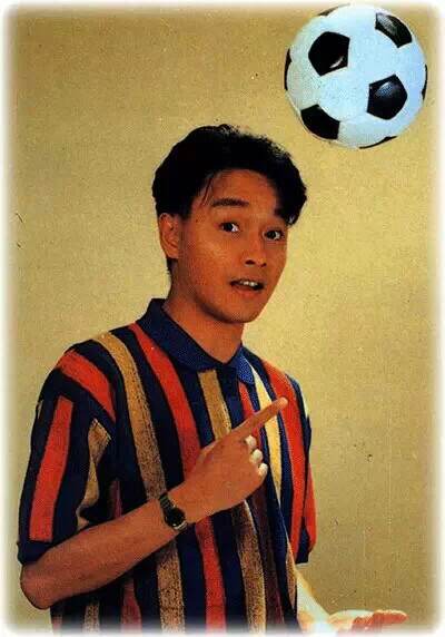 张国荣会不会踢足球,张国荣电影踢球