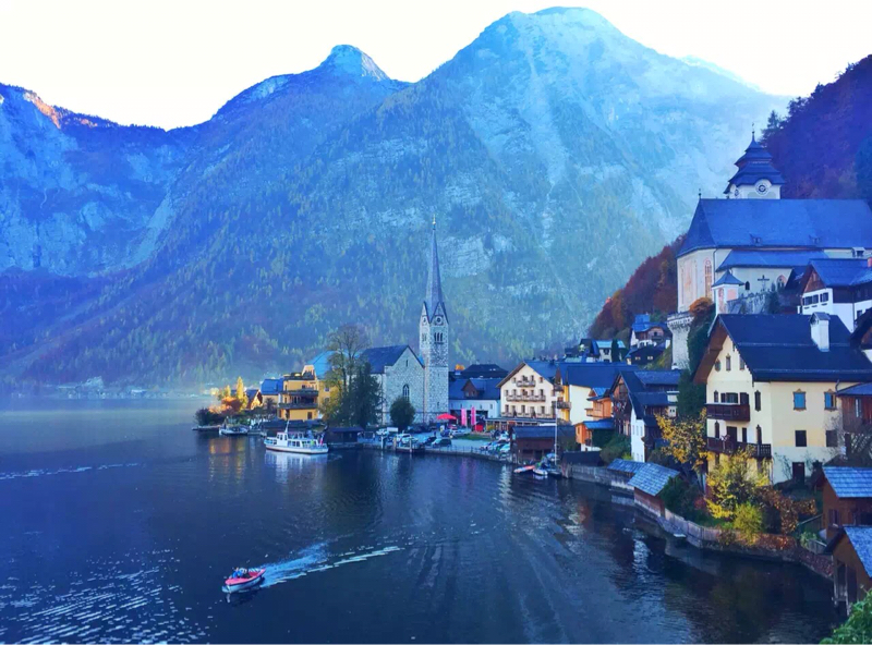 年入百万美女销售,年入百万的美女