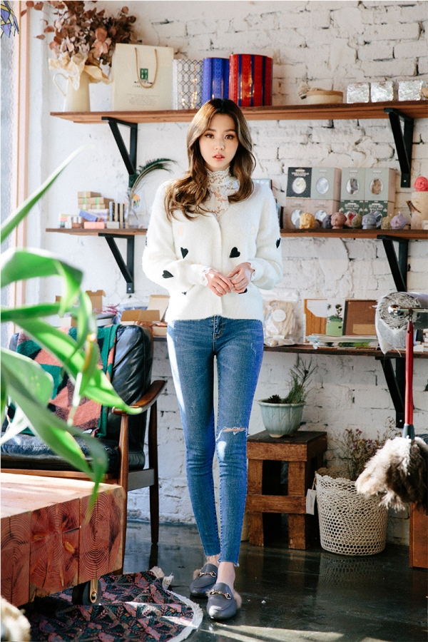 开衫毛衣搭配什么内搭好看,小香风百搭毛衣开衫