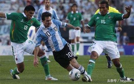 巴西队更衣室集体吸氧,巴西队吸氧