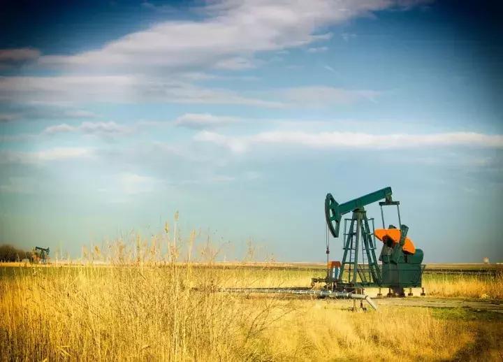 其实石油人工资并不低！你嫌弃石油不好，只是因为你不能吃苦！