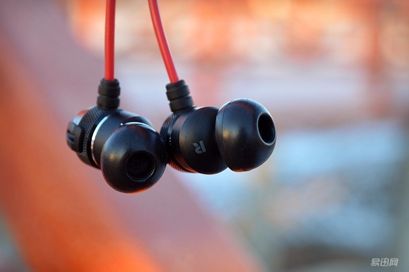 佳能尼康人像对比入门,尼康佳能入门长焦