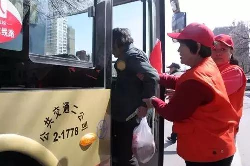 婊℃弧鐨勯兘鏄瘹鎰忓拰绂忓埄,90%鐨勬湰鍦颁汉閮戒笉鐭ラ亾鐨勯噸搴嗗喎鐭ヨ瘑