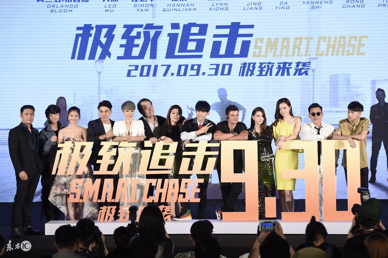 芳华心理罪紧急撤档，空天猎缝纫机乐队提档，红人吴京拄着拐站队