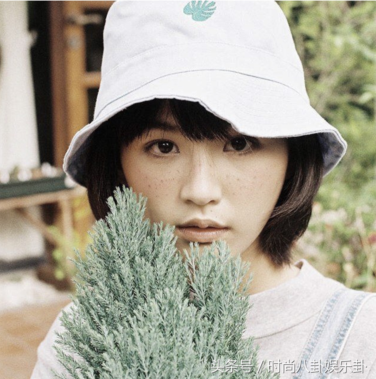 适合圆脸女生的短发超短,女圆脸短发100种图片