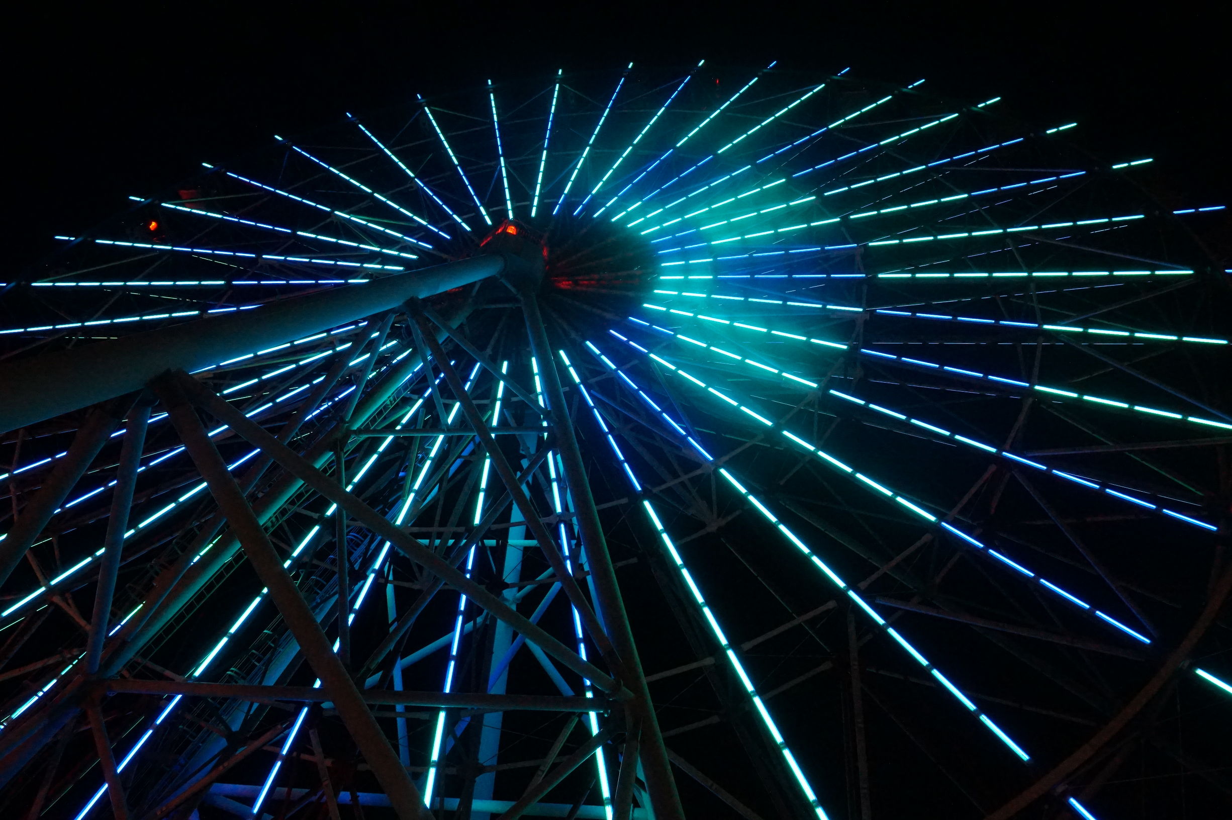 高雄旅游五月天,五月天高雄旅游