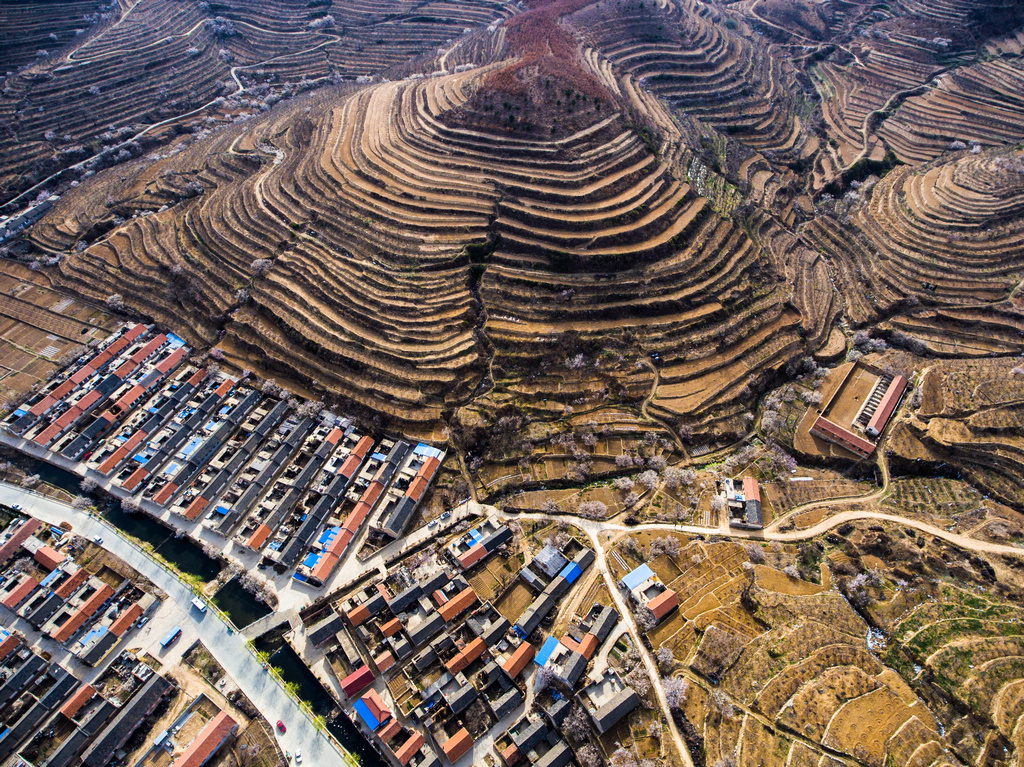 精灵phantom4prov2.0教学视频,精灵phantom4prov2.0缺点