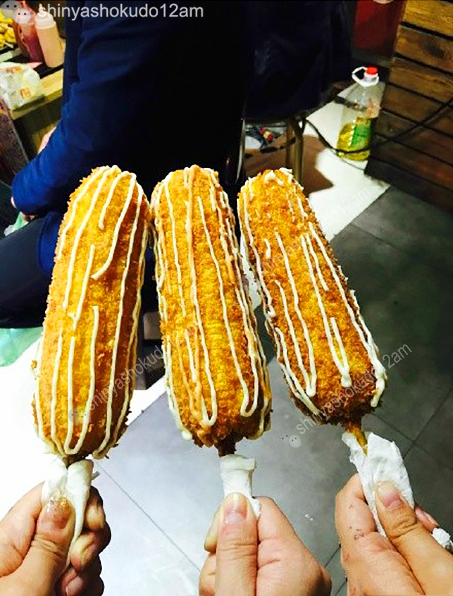 街头小吃玉米芝士,脆皮玉米香肠家常做法