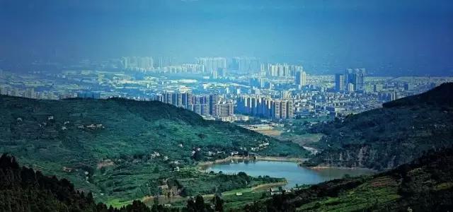 成都首个破亿的区,成都龙泉驿的发展