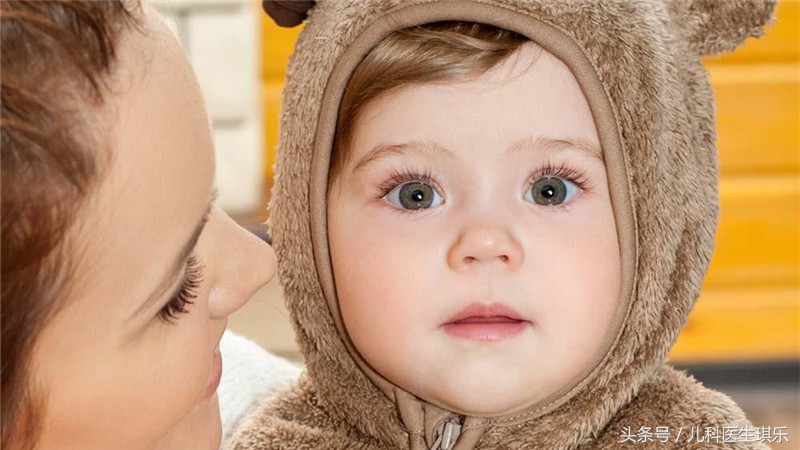 宝宝肛周红圈怎么回事,宝宝肛周长出小包是怎么回事