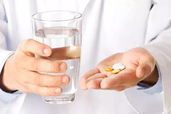 服药期间吃这些会出大事！这份药物饮食禁忌清单，早该人手一份！