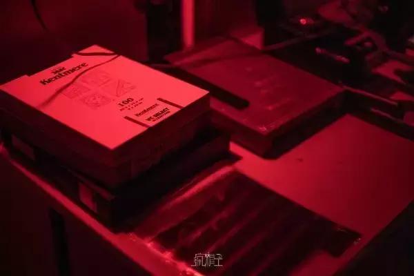 洗手间变暗怎么办,主卧卫生间有点暗怎么变亮