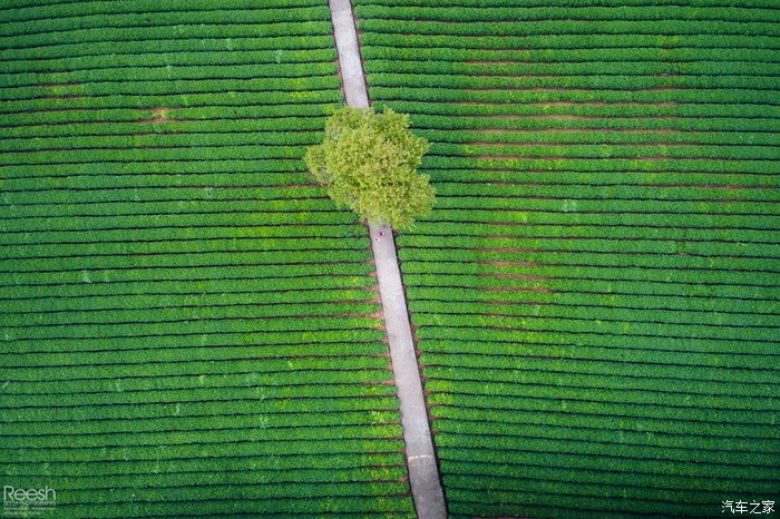 宝马X6,不谈性能如何!自驾遇上大雨还被拍成大片,颜值绝对够!