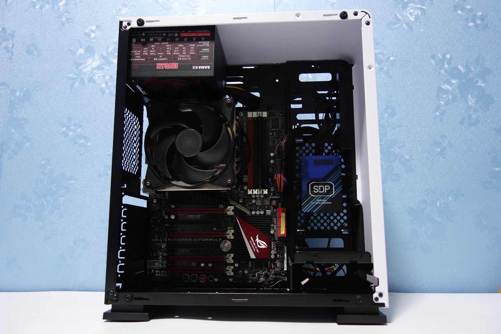 大吉大利吃鸡完整视频,大吉大利和队友玩吃鸡