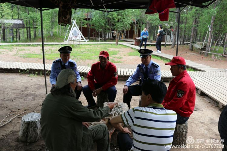 旅游、度假、休闲娱乐为一体的内蒙古根河市敖鲁古雅旅游度假村