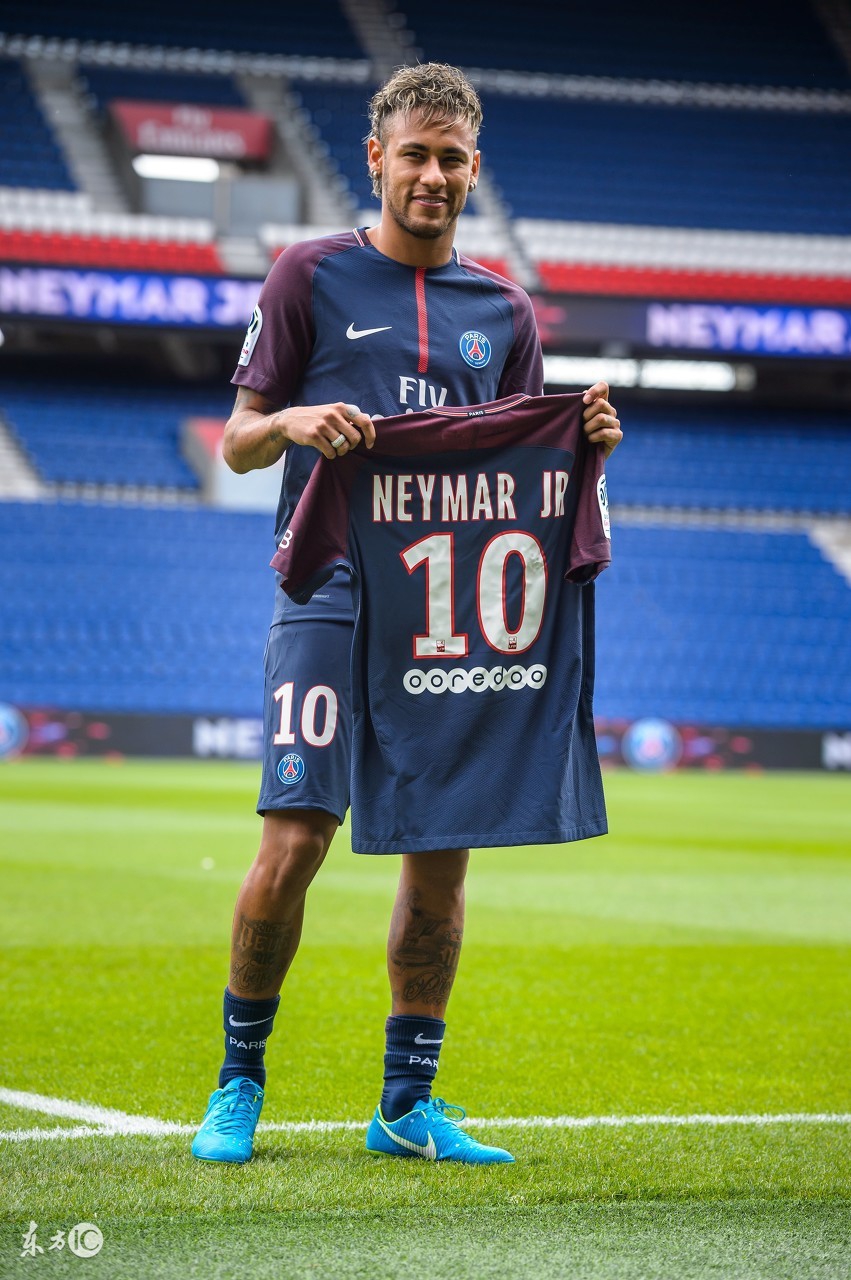 梅西保持五大联赛第一阵容,梅西五大联赛的贴地斩有多厉害