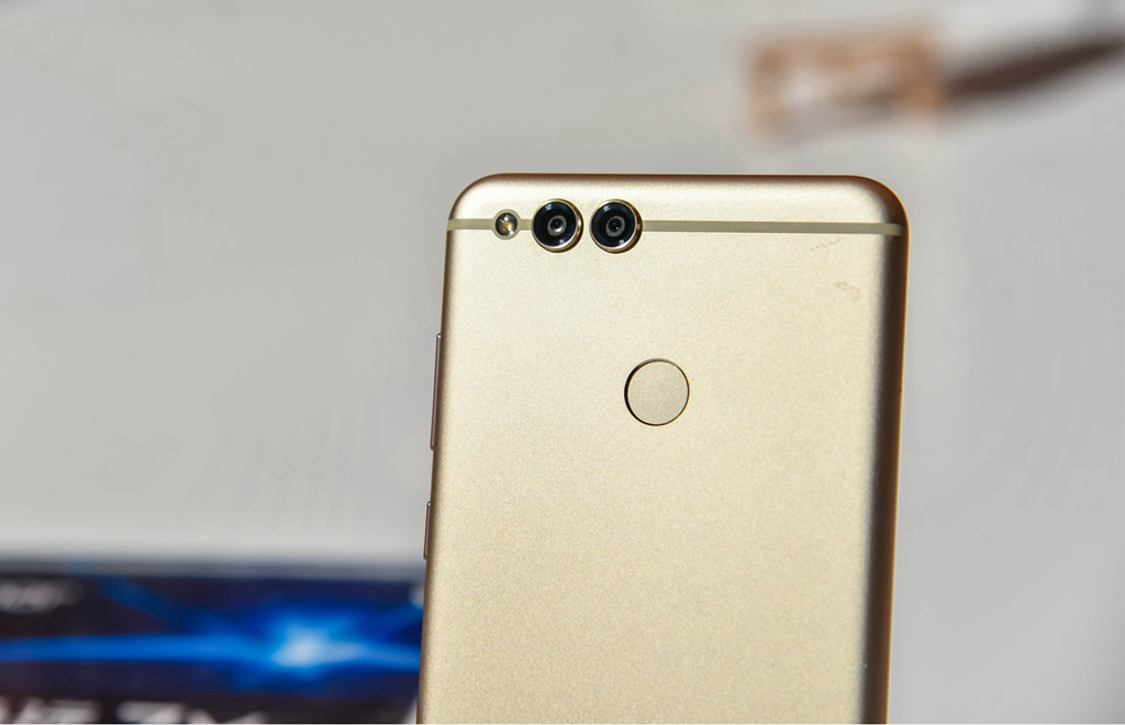 荣耀畅玩7x值得买么,荣耀畅玩7x评测情况