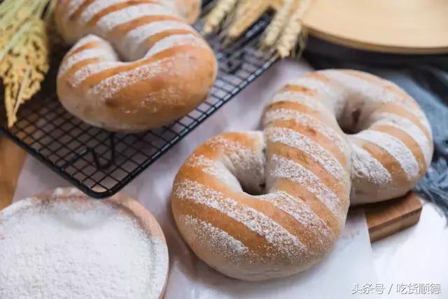 一口软欧包一口茶,一口鲜果茶一口软欧包