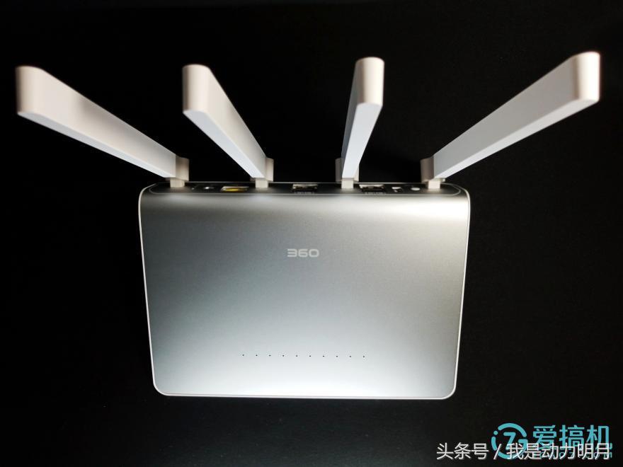 千兆路由器高颜值,最新千兆无线路由器测评