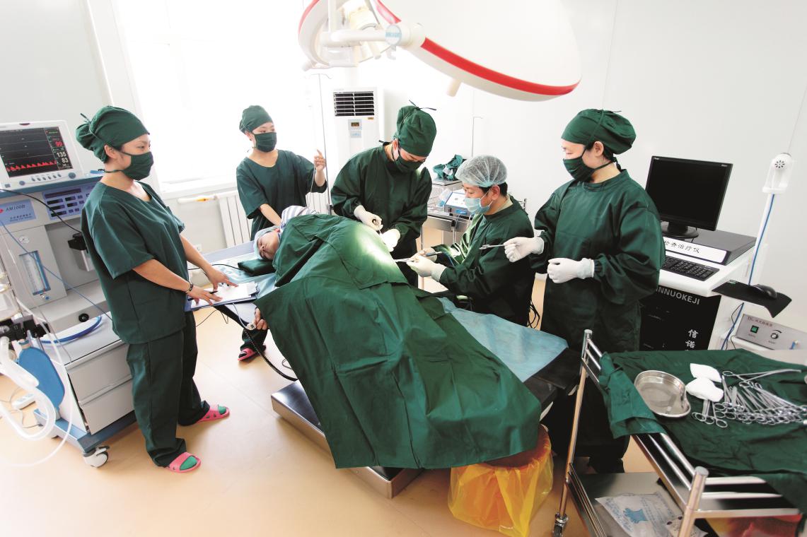 为安心送医生红包,没想到最终含泪收场!沈阳中泰肛肠医院暖心一幕