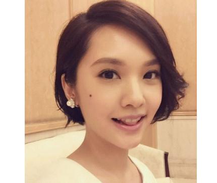 最近流行脸上点痣？赵丽颖热巴全中招，但这都是范冰冰玩剩下的！