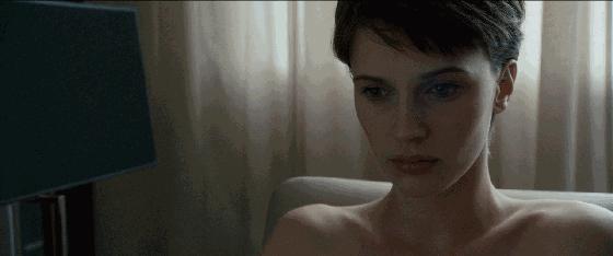 要说尺度,法国片有时比日本片更百无禁忌!