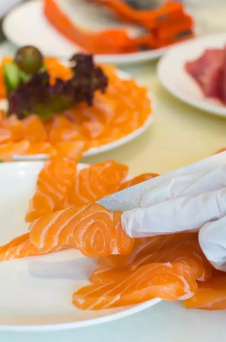 大闸蟹不限量自助西安,五星级自助餐大闸蟹不限量自助餐