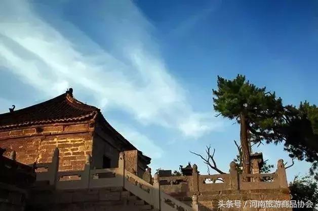 千佛山户外领队,南太行经典徒步线路露营