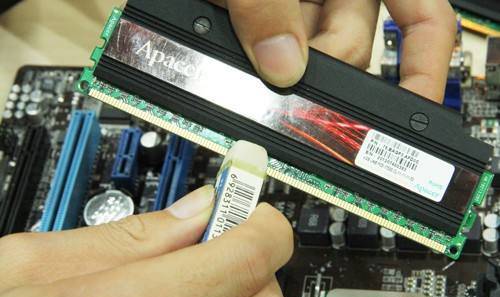 电脑蓝屏0x0000007f是什么原因,电脑蓝屏0x0000000f4什么原因