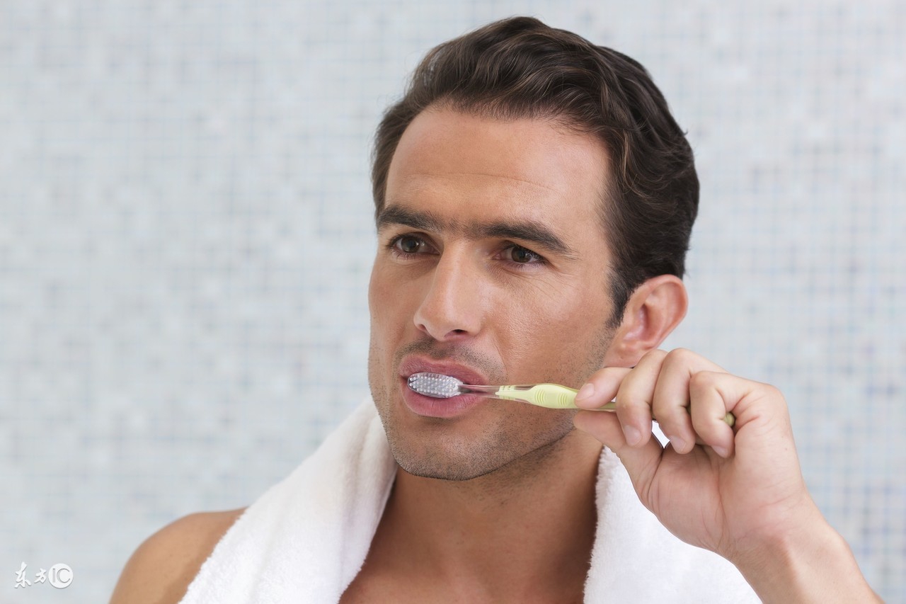 很认真刷牙口腔还有酸腐味,认真刷牙了牙齿还是有软垢怎么办