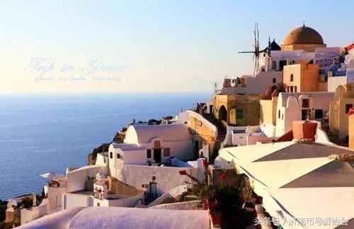 看哭！亲爱的游客，那个为你们服务的领队，是我最爱的妻子，请对她好一点